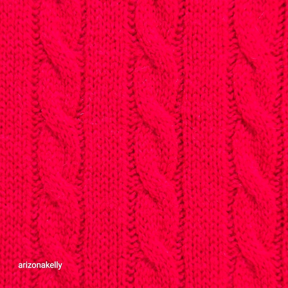 Red Cashmere Cable Knit Scarf - Picture 6 of 8